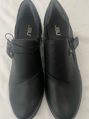JBU Women’s Black Slip-On Derby Dress Shoes